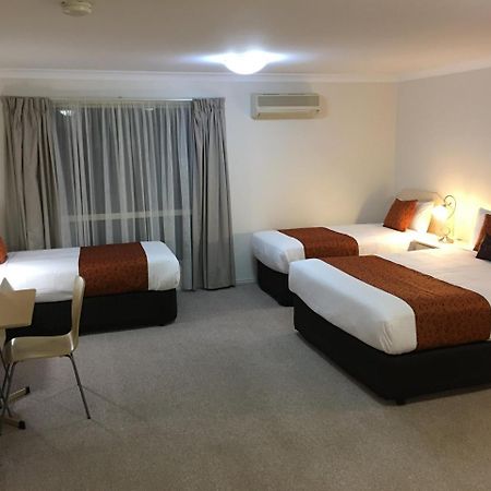 Tuckerbox Motor Inn Gundagai Exterior photo