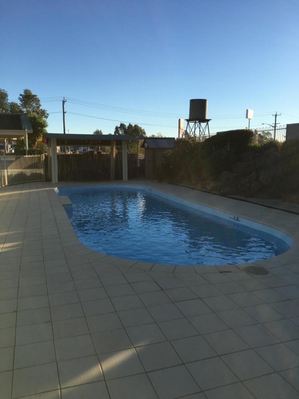 Tuckerbox Motor Inn Gundagai Exterior photo